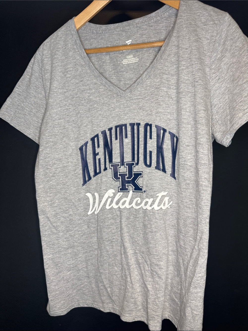 Fanatics Kentucky Wildcats V Neck Shirt NCAA Gray Womens Large NWOT